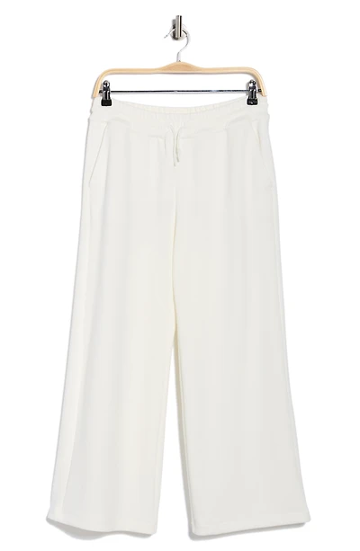 Flora Crop Pull-On Pants