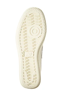 T500 Tennis Sneaker