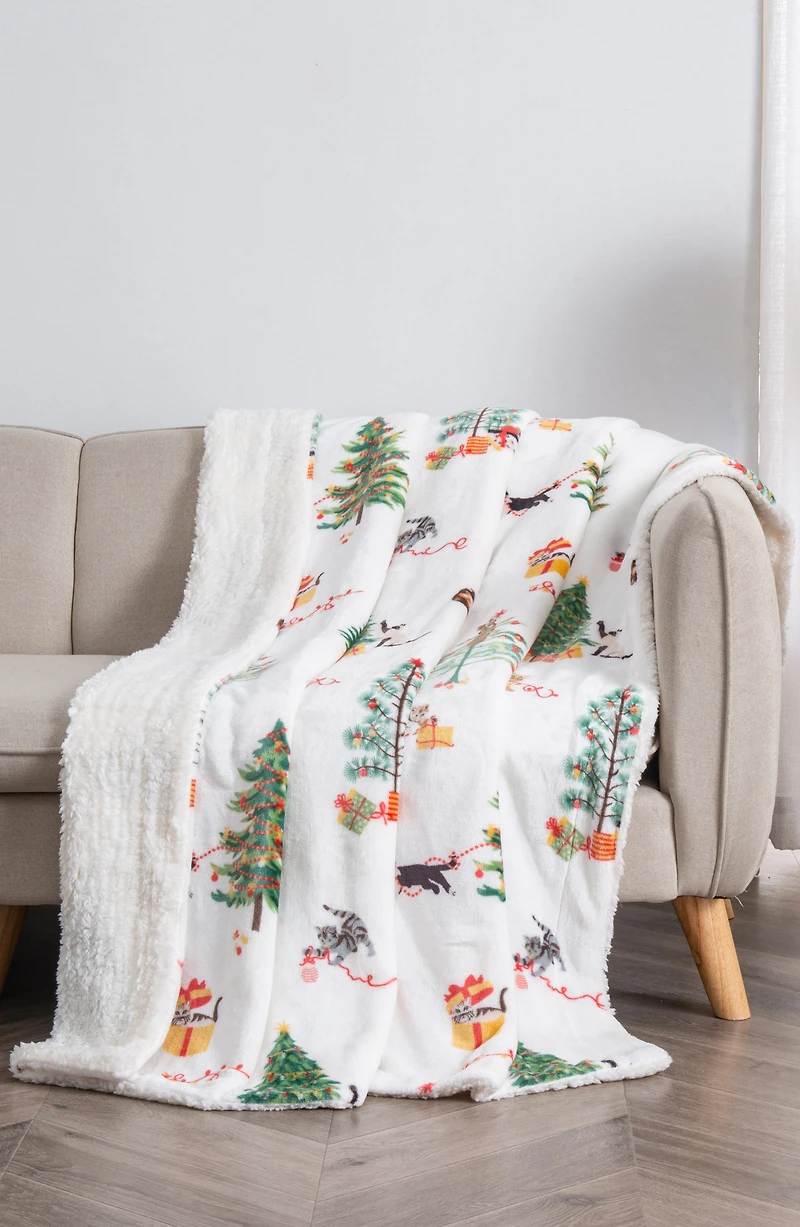 Holiday Print Reversible Faux Shearling Throw Blanket