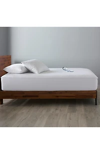 Waterproof & Hypoallergenic Mattress Protector