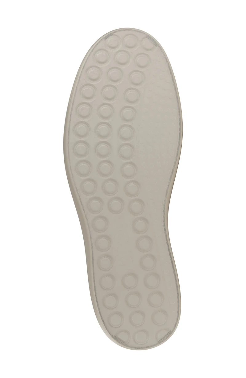 Soft 7 Slip-On Sneaker