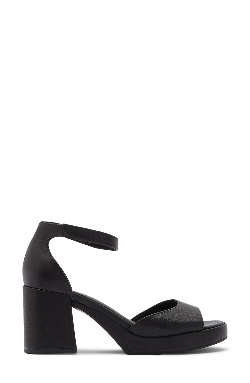 Nava Platform Sandal