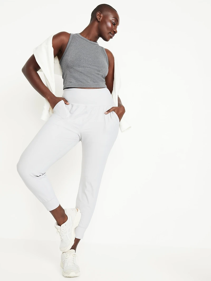 Fluid Seamless Fitted Crop Tank Top