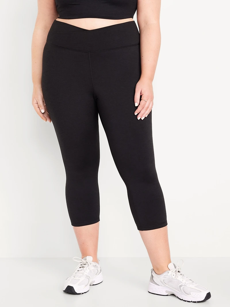 Extra High-Waisted CloudComfy Crop Leggings