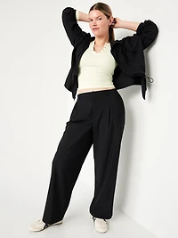 Exhale Seamless Cropped Henley Top