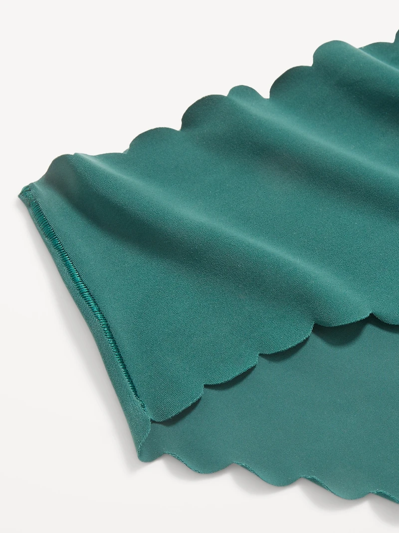 High-Waisted No-Show Scalloped Brief Underwear