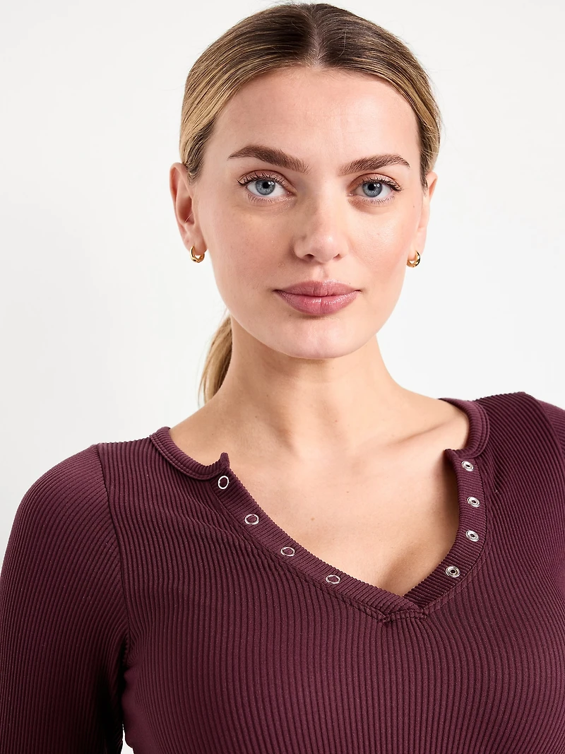 Exhale Seamless Cropped Henley Top