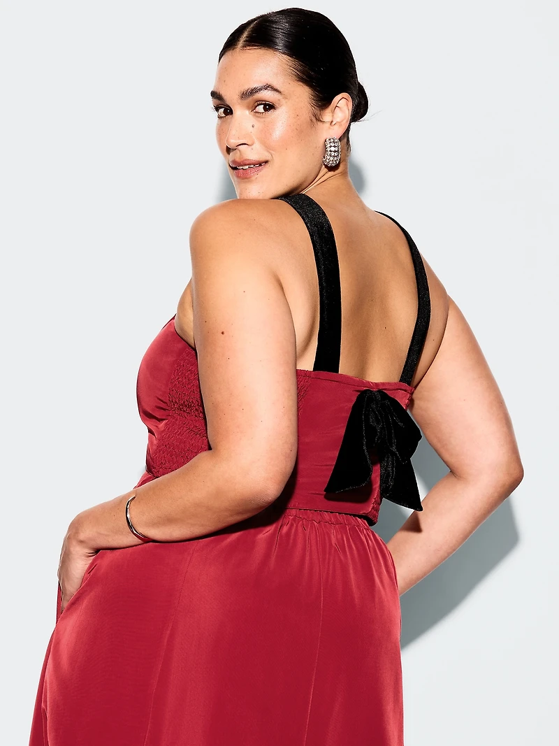 The Occasion by Old Navy Taffeta Cropped Halter Bow Top