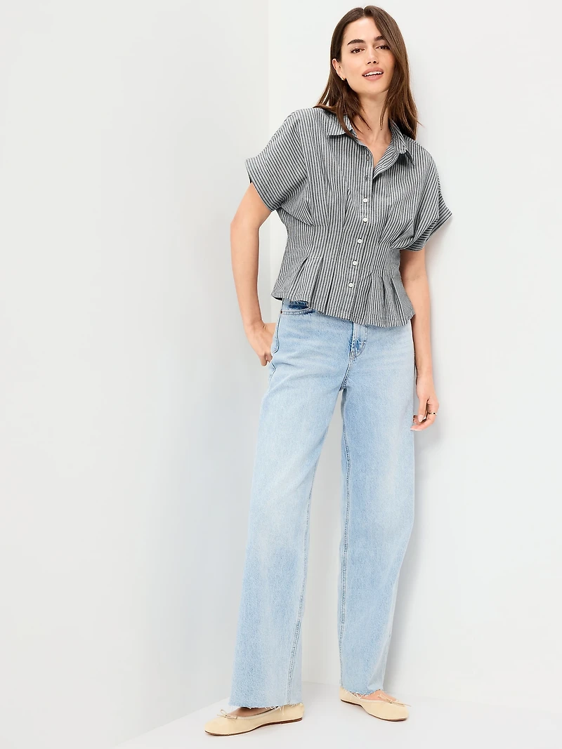 Slim Short-Sleeve Cinched-Waist Button-Down Shirt