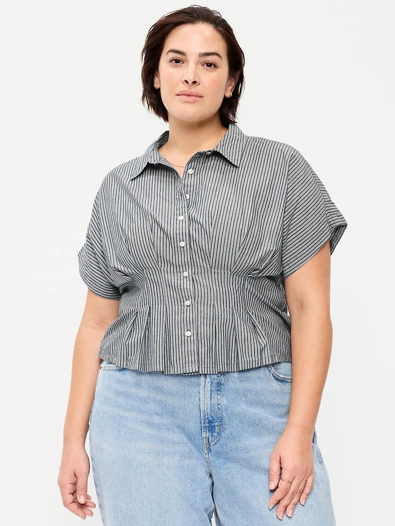 Slim Short-Sleeve Cinched-Waist Button-Down Shirt