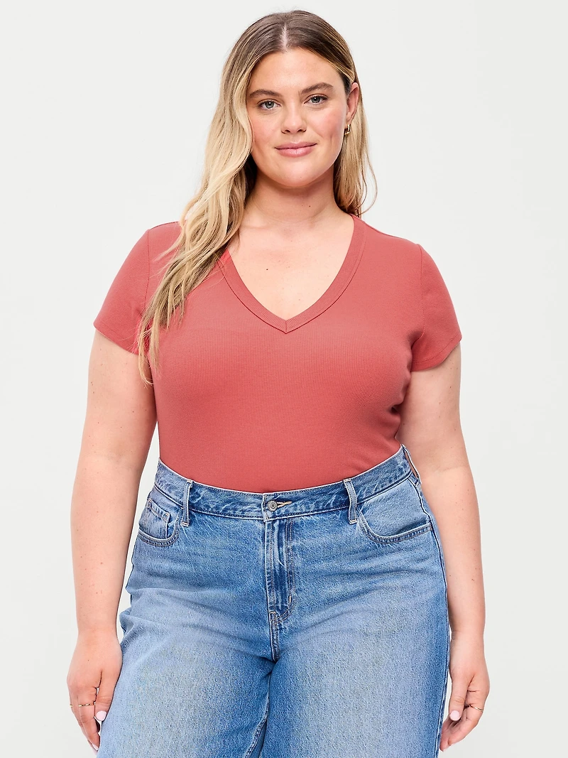 Snug V-Neck Crop T-Shirt