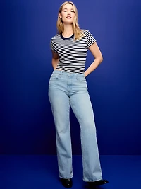 Mid-Rise Loose Boot-Cut Jeans