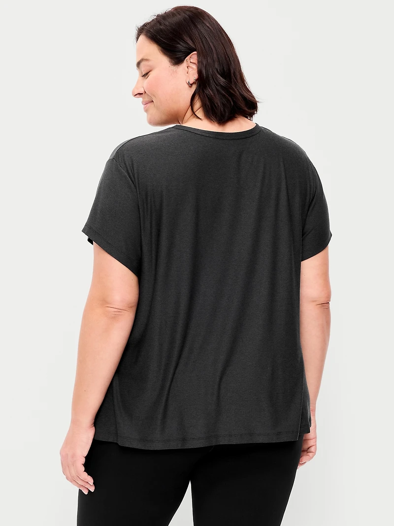 CloudMotion Short-Sleeve Tunic
