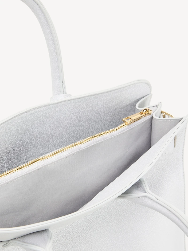 Old Navy x The Devil Wears Prada Miranda Power Satchel