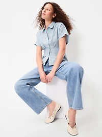 Slim Short-Sleeve Cinched-Waist Button-Down Shirt