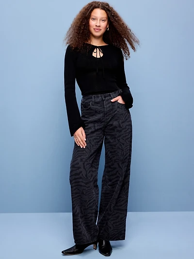 High-Waisted Baggy Wide-Leg Jeans