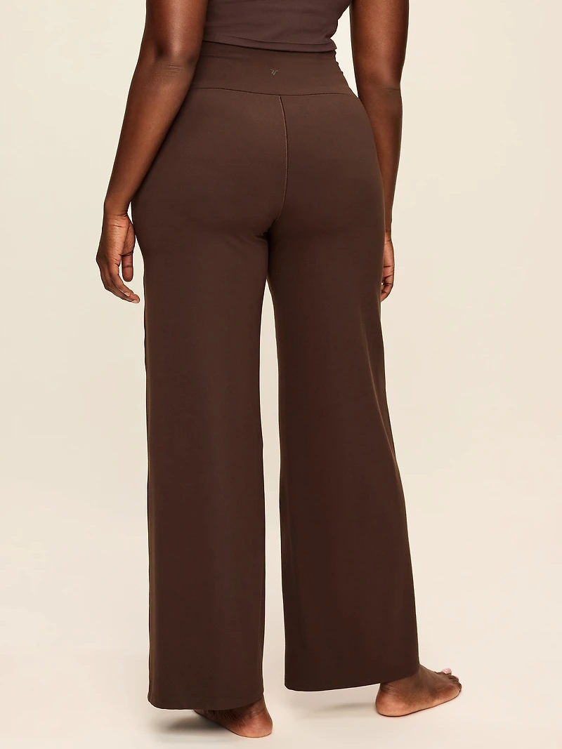 High-Waisted StudioSmooth Wide-Leg Pants