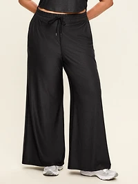 High-Waisted CloudMotion Wide-Leg Pants