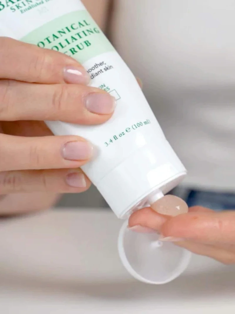 Mario Badescu Botanical Exfoliating Scrub