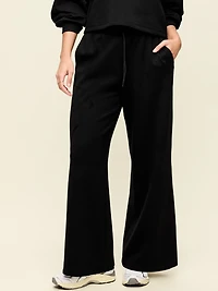 Extra High-Waisted Dynamic Fleece Wide-Leg Sweatpants