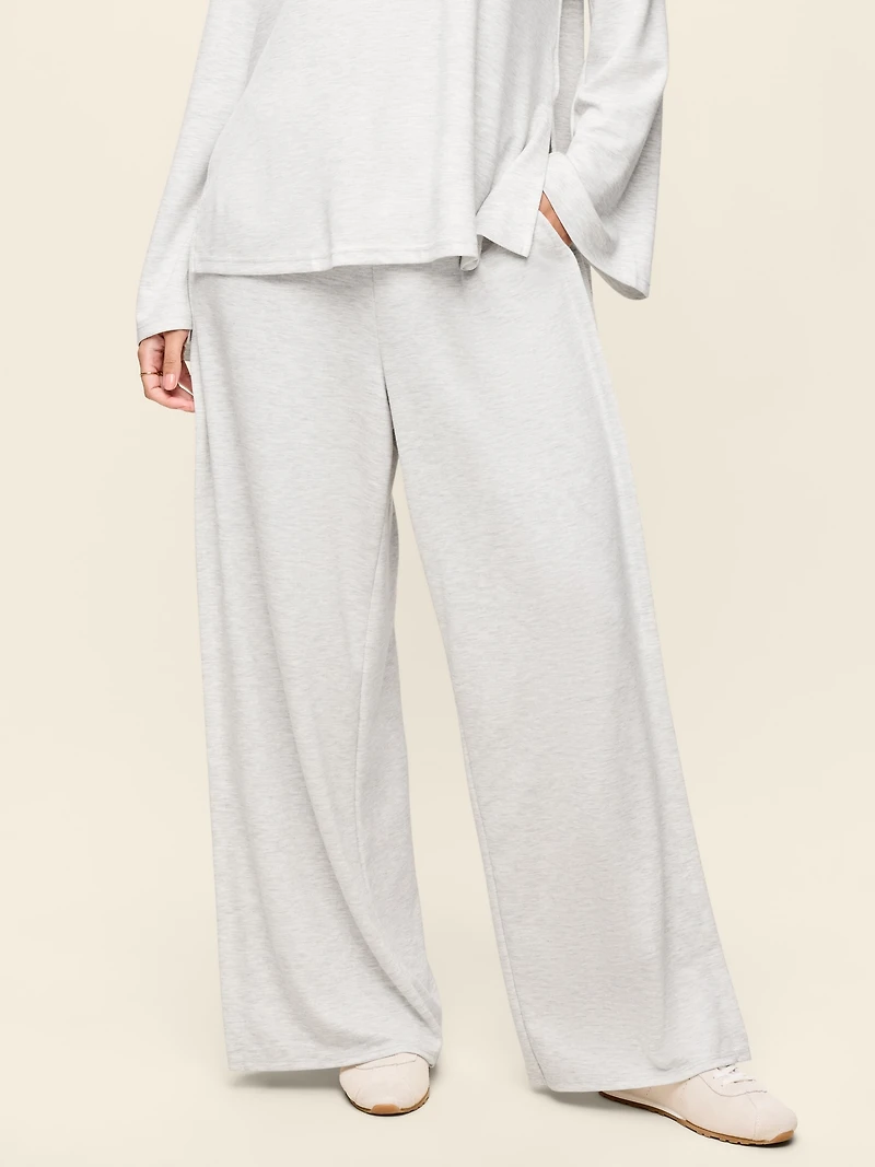 High-Waisted Bounce Lite Drapey Wide-Leg Pleated Pants