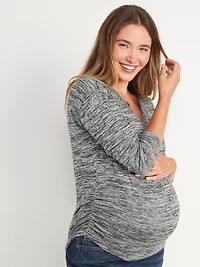 T-shirt de maternité en tricot douillet à manches longues et à col en V