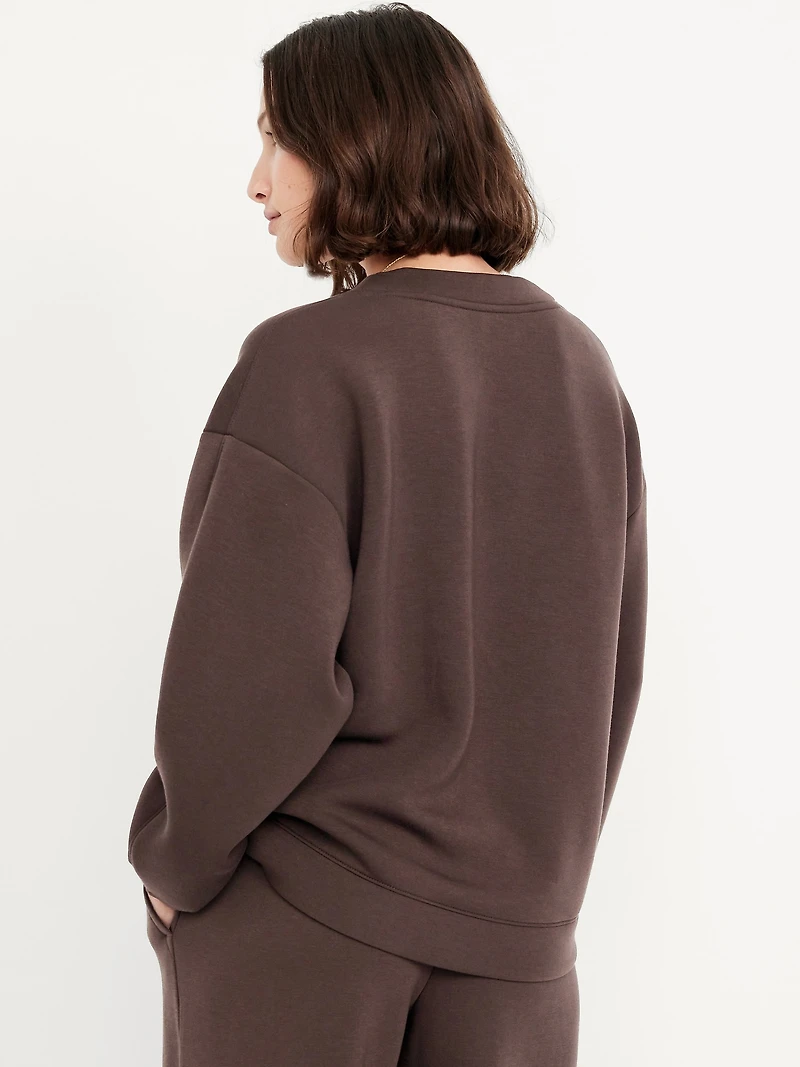 Bounce Fleece V-Neck Cocoon Sweatshirt