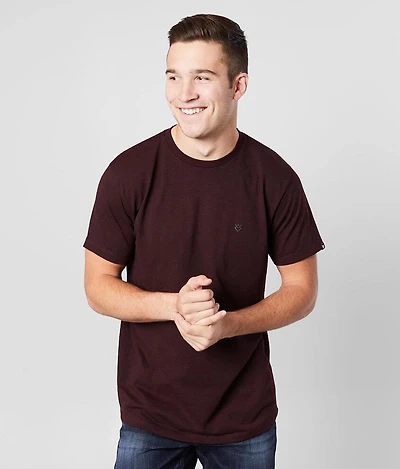Basic T-Shirt