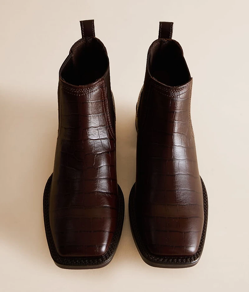 Booker Leather Chelsea Boot