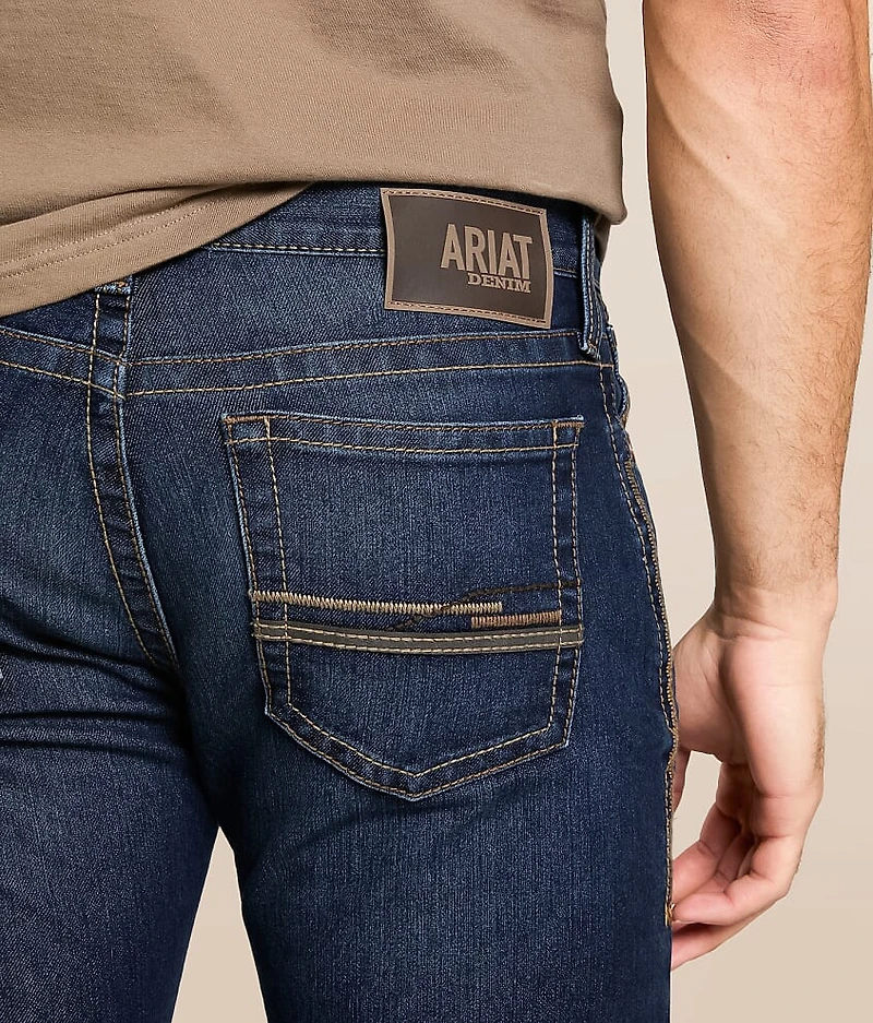 M7 Slim Straight Stretch Jean