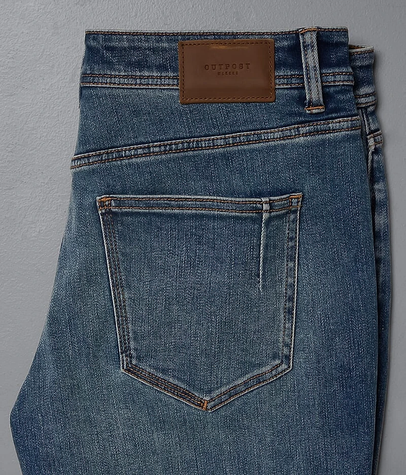 Relaxed Straight Stretch Jean