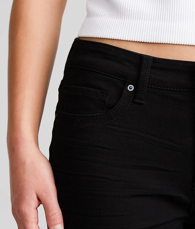 Gabby Cuffed Stretch Capri Jean