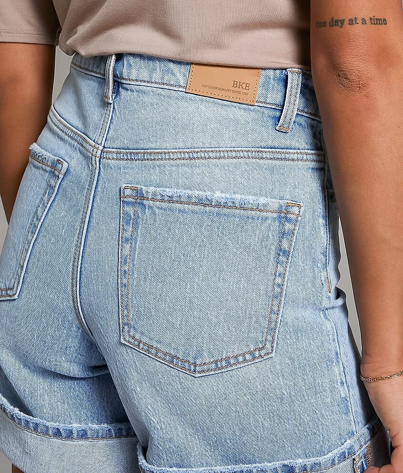 Parker Cuffed Stretch Short