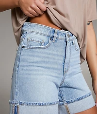 Parker Cuffed Stretch Short