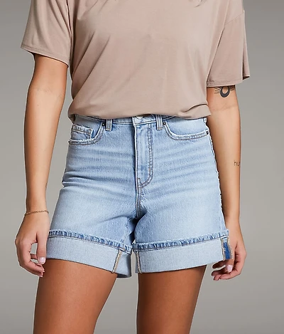 Parker Cuffed Stretch Short