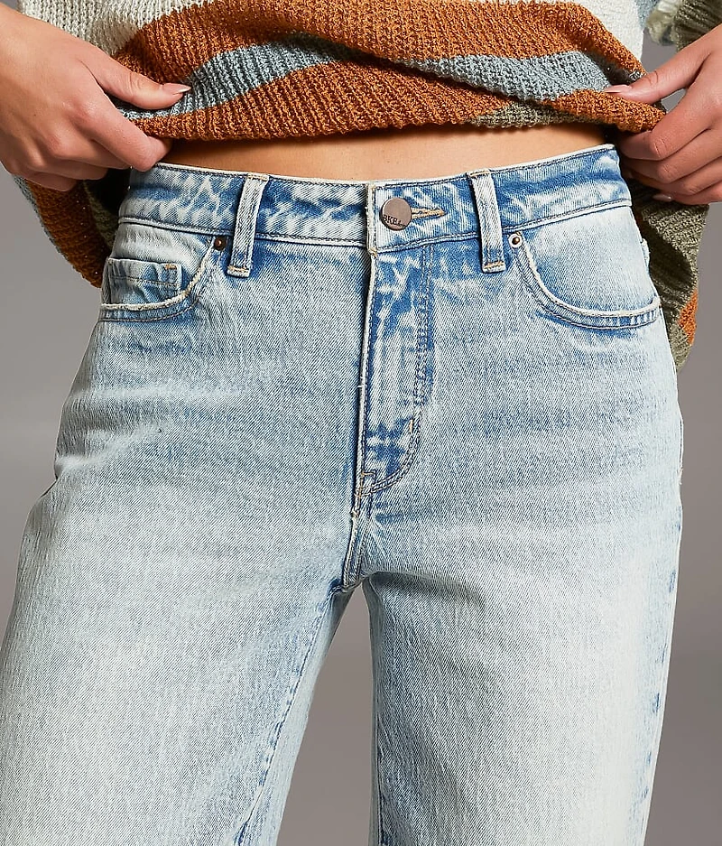 Taylor Low Slung Baggy Wide Leg Stretch Jean