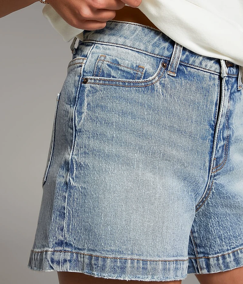 Billie Loose Stretch Short