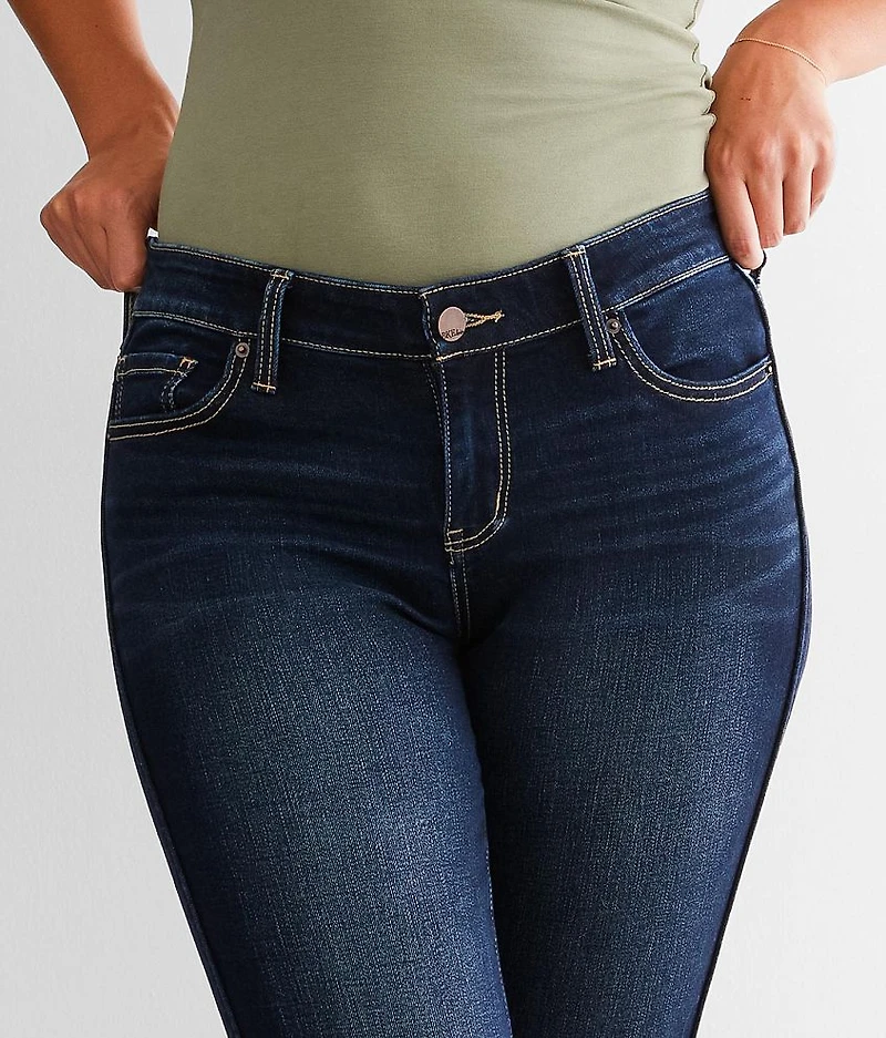 Victoria Skinny Stretch Jean
