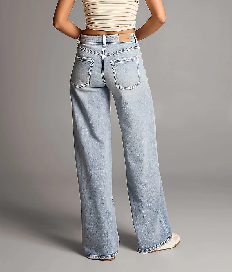 Taylor Low Slung Wide Leg Stretch Jean