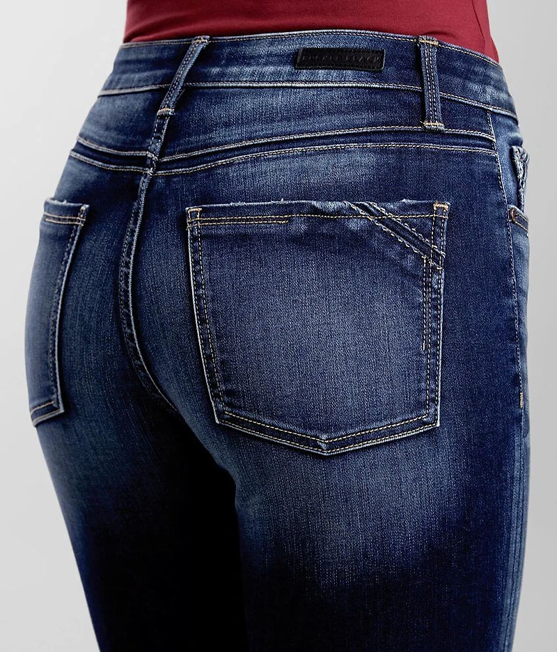 Fit No. 93 Mid-Rise Straight Jean