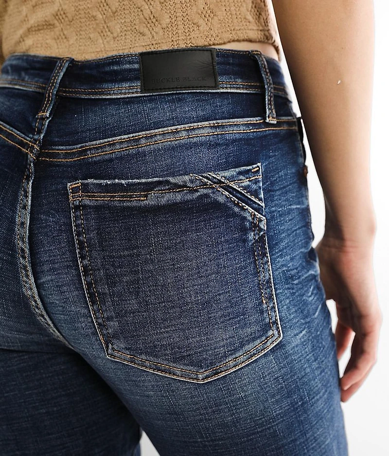 Fit No. 93 Mid-Rise Straight Jean