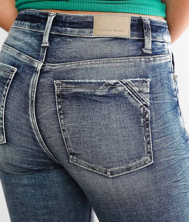 Fit No. 93 Mid-Rise Straight Jean