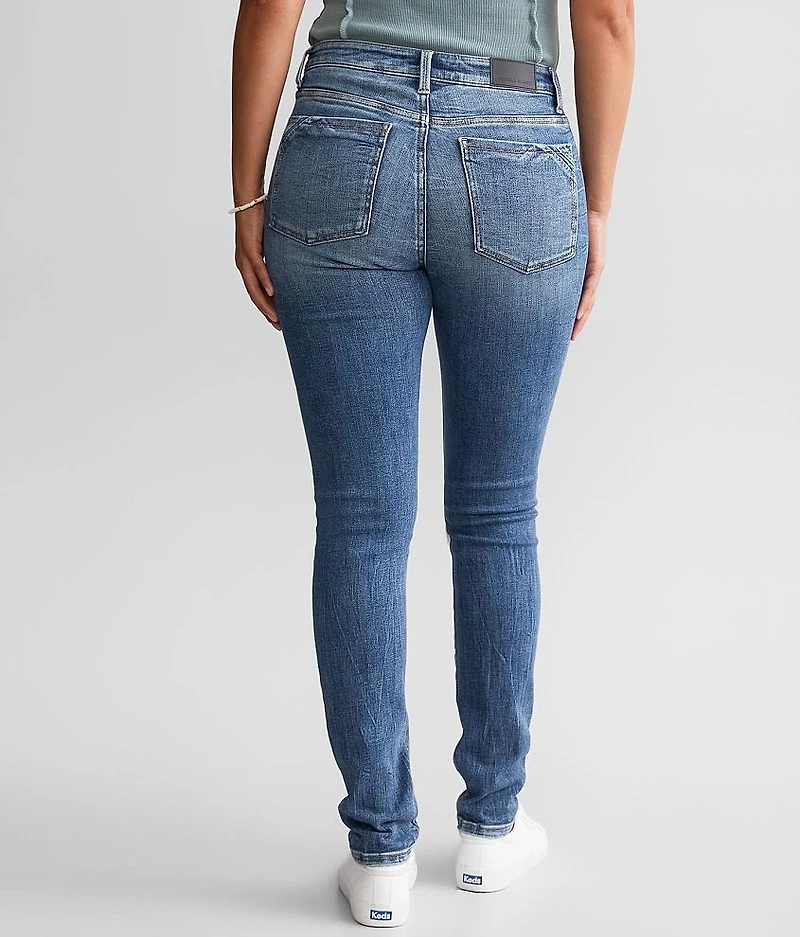 Fit No. 93 Mid-Rise Skinny Jean