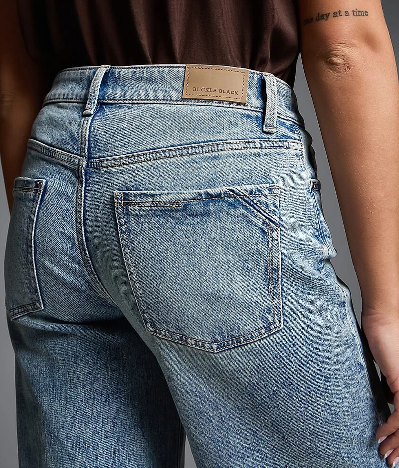 Fit No. 17 Low Slung Wide Leg Stretch Jean