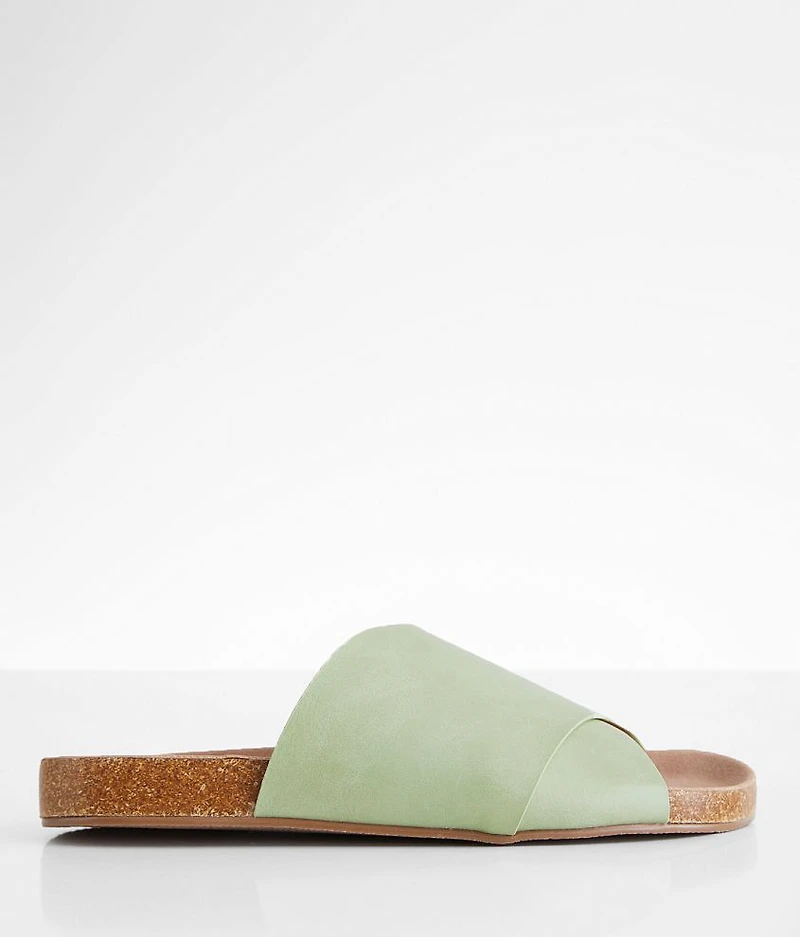 Aviana Sandal
