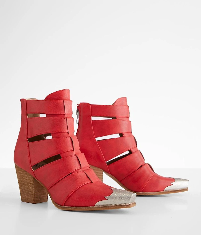 Dakota Western Ankle Boot