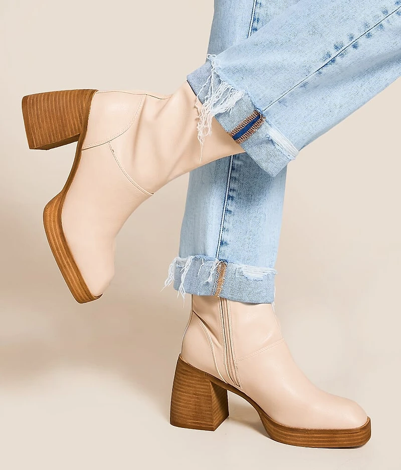 Foster Boot