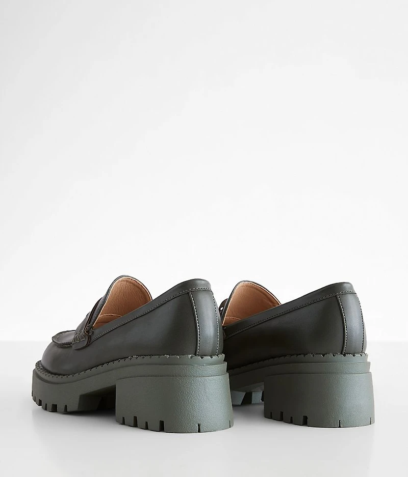 Nikia Loafer Shoe