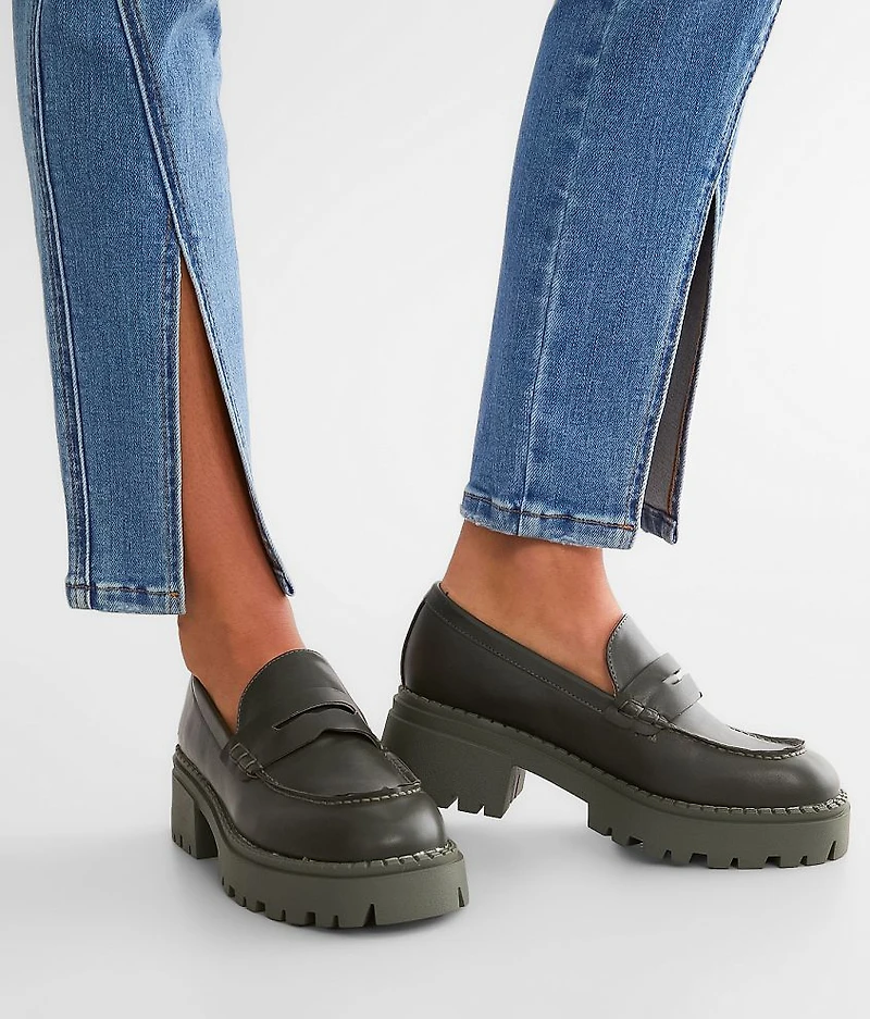 Nikia Loafer Shoe