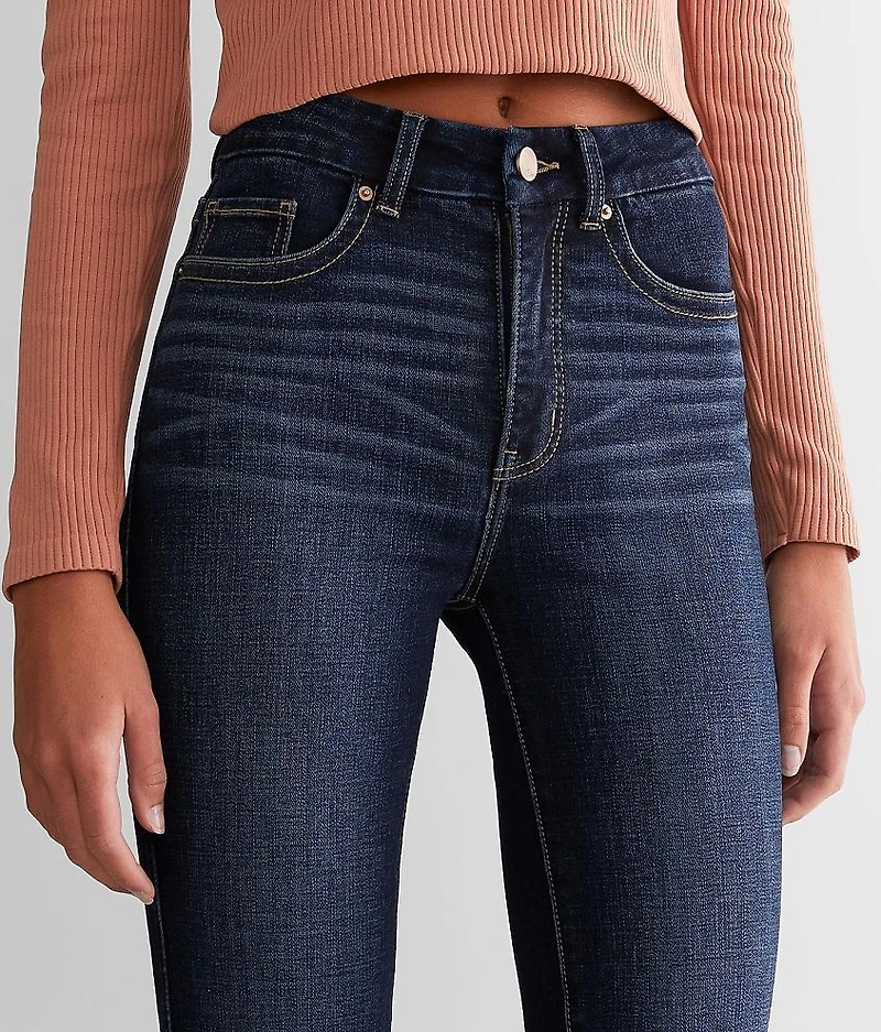Billie Straight Stretch Cuffed Jean